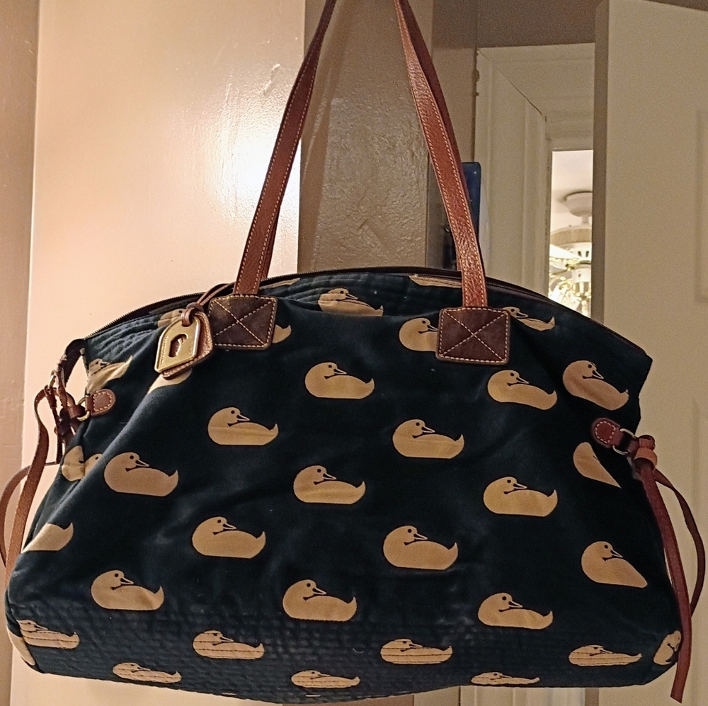 Stylish Black and Tan Women's Tote Bag